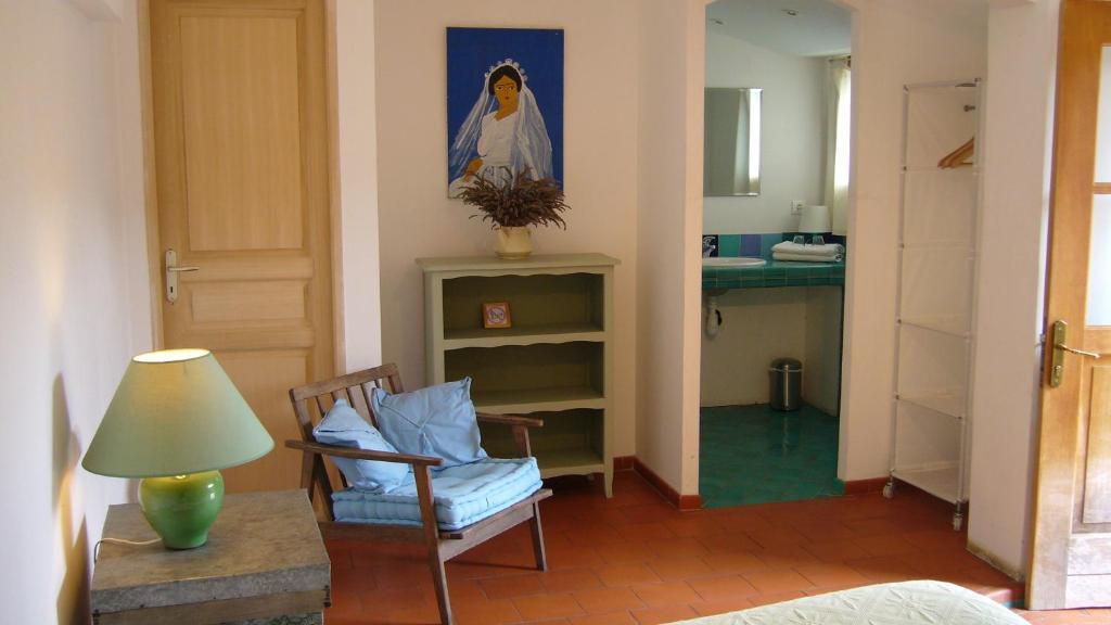 La Maison De Melen Moustiers-Sainte-Marie Ruang foto